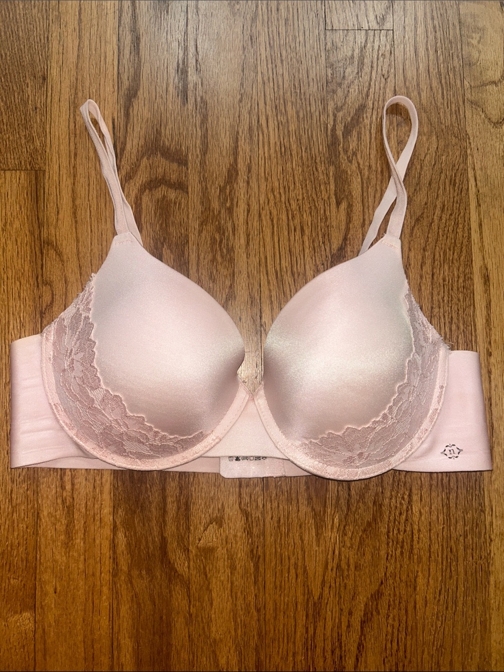 Nanette Lapore Light Pink Lace-Trim T-Shirt Bra - Women Intimates 38C